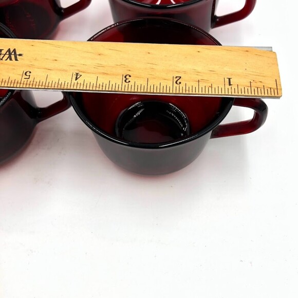 Vintage Ruby Red Glass Set of 4 Mugs Arcoroc France Collectible Glassware - Picture 11 of 12